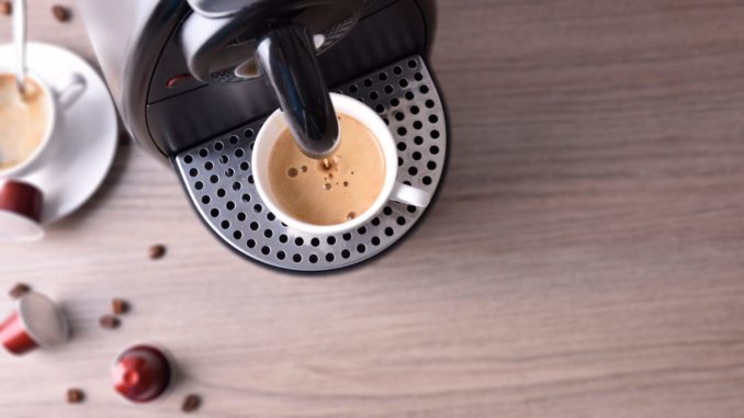 Wie funktioniert eine Kapsel-Kaffeemaschinen Bild